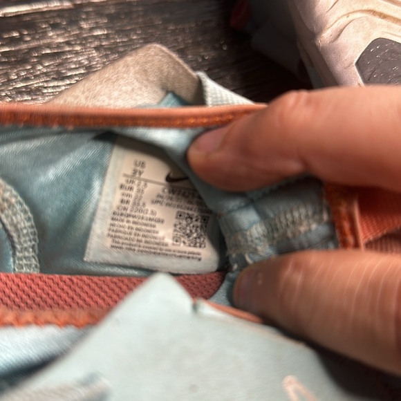 Nike Flex Plus - size 3y - Picture 7 of 8